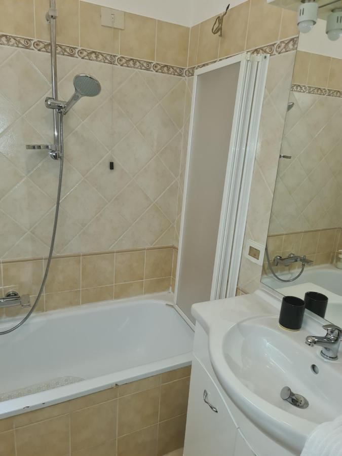 Bed and Breakfast Nicoleta Рим Экстерьер фото