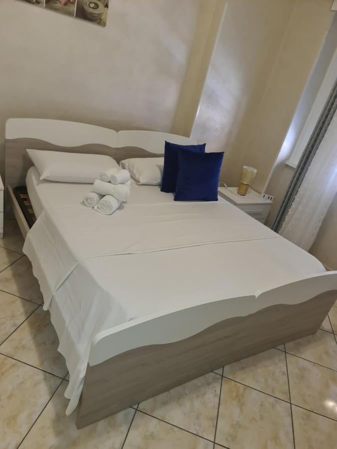 Bed and Breakfast Nicoleta Рим Экстерьер фото